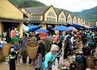 SAPA - RED DAO VILLAGE OF TA PHIN HALF DAY